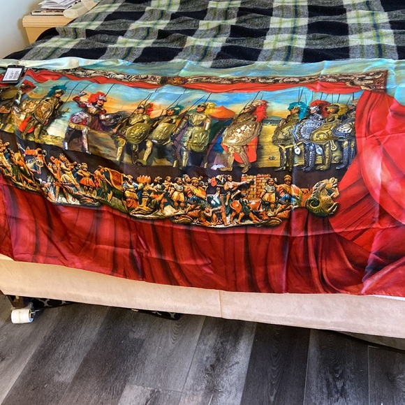 Dolce&Gabana scarf - Picture 7 of 8